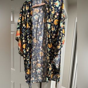 Laurie belles komono